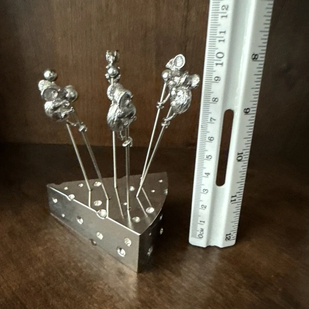 Elegance Silverplated Appetizer Picks Set Mice In Cheese Wedge 7 Pieces-Read